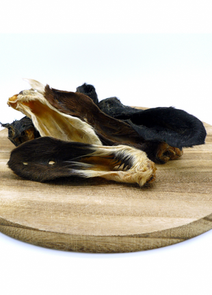 Classic Dog Snack Lammohren mit Fell 200g