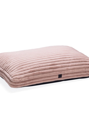 Designed by Lotte Hundekissen Reza