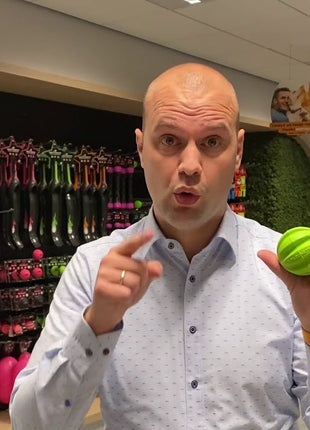 Dog Comets Halley Met Touw Roze