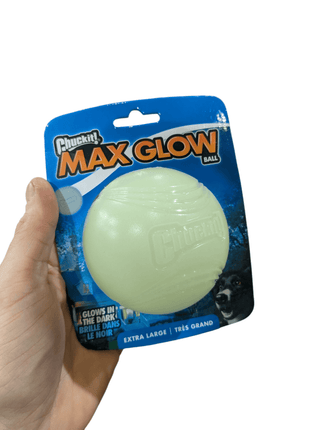 Chuckit Max Glow Ball Glow In The Dark - Luminous, nearly indestructible ball - various sizes