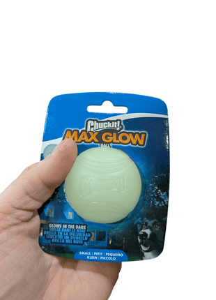 Chuckit Max Glow Ball Glow In The Dark - Luminous, nearly indestructible ball - various sizes