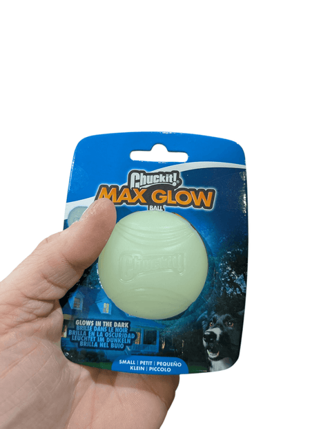 Chuckit Max Glow Ball Glow In The Dark - Luminous, nearly indestructible ball - various sizes